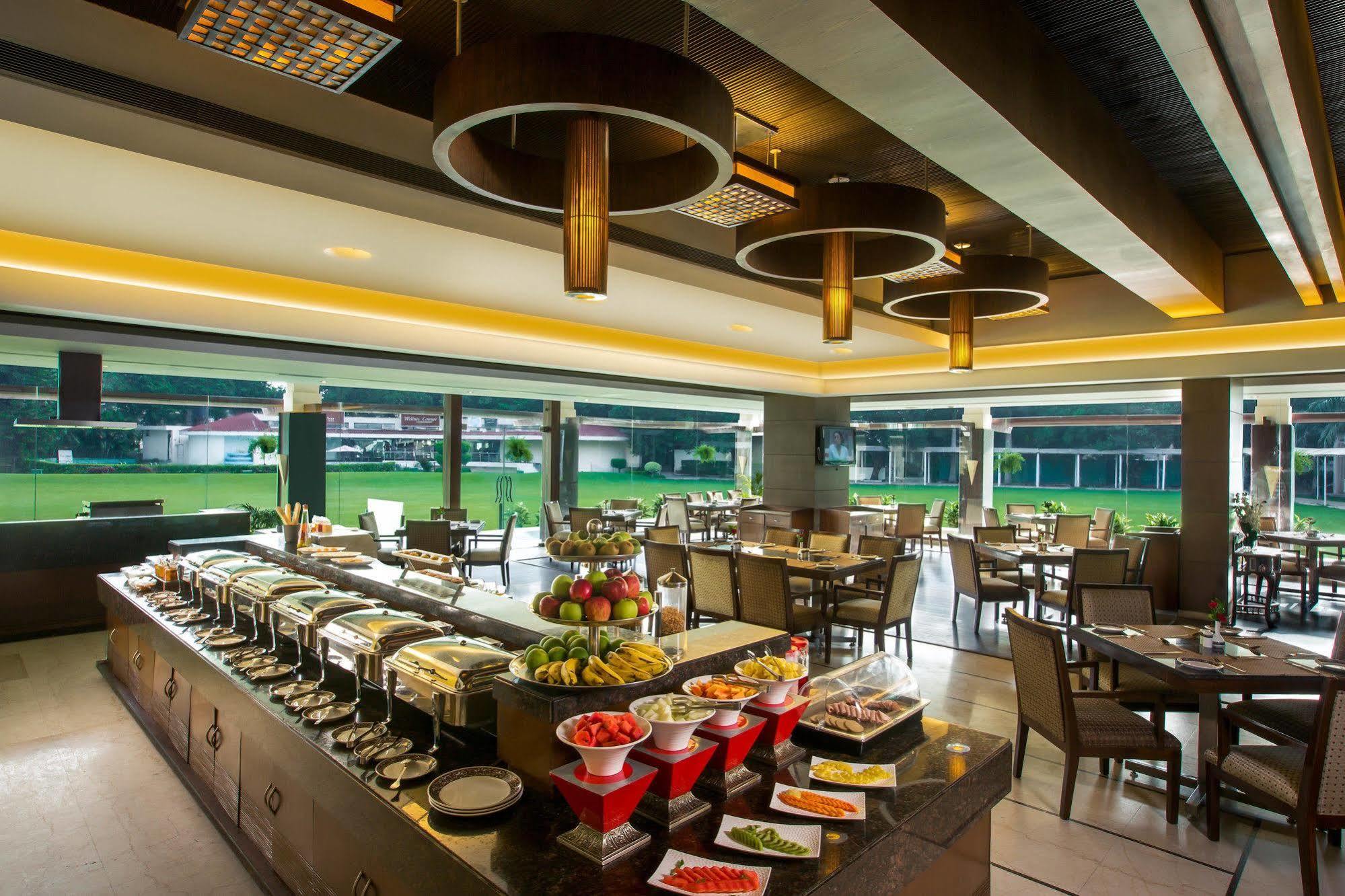 Hotel Mountview Chandigarh Luaran gambar