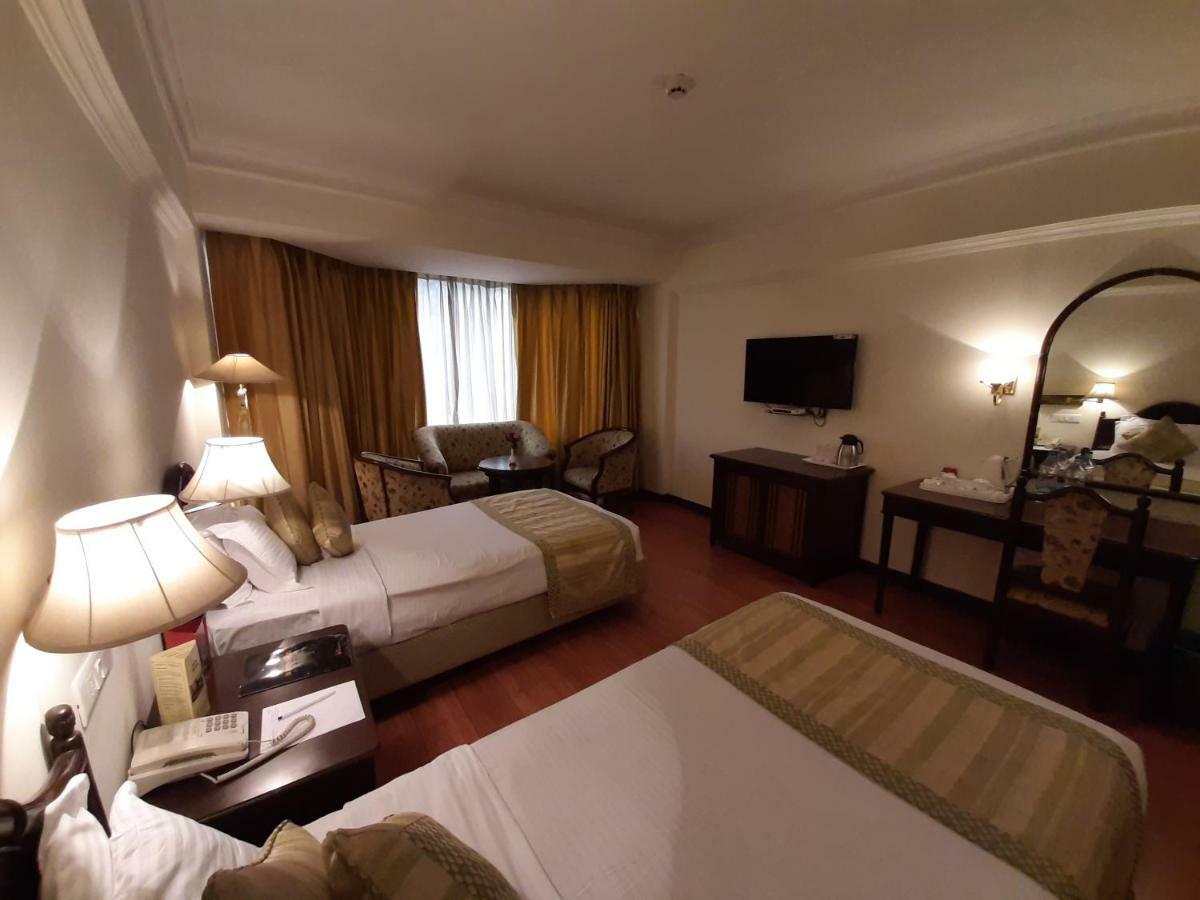 Hotel Mountview Chandigarh Luaran gambar